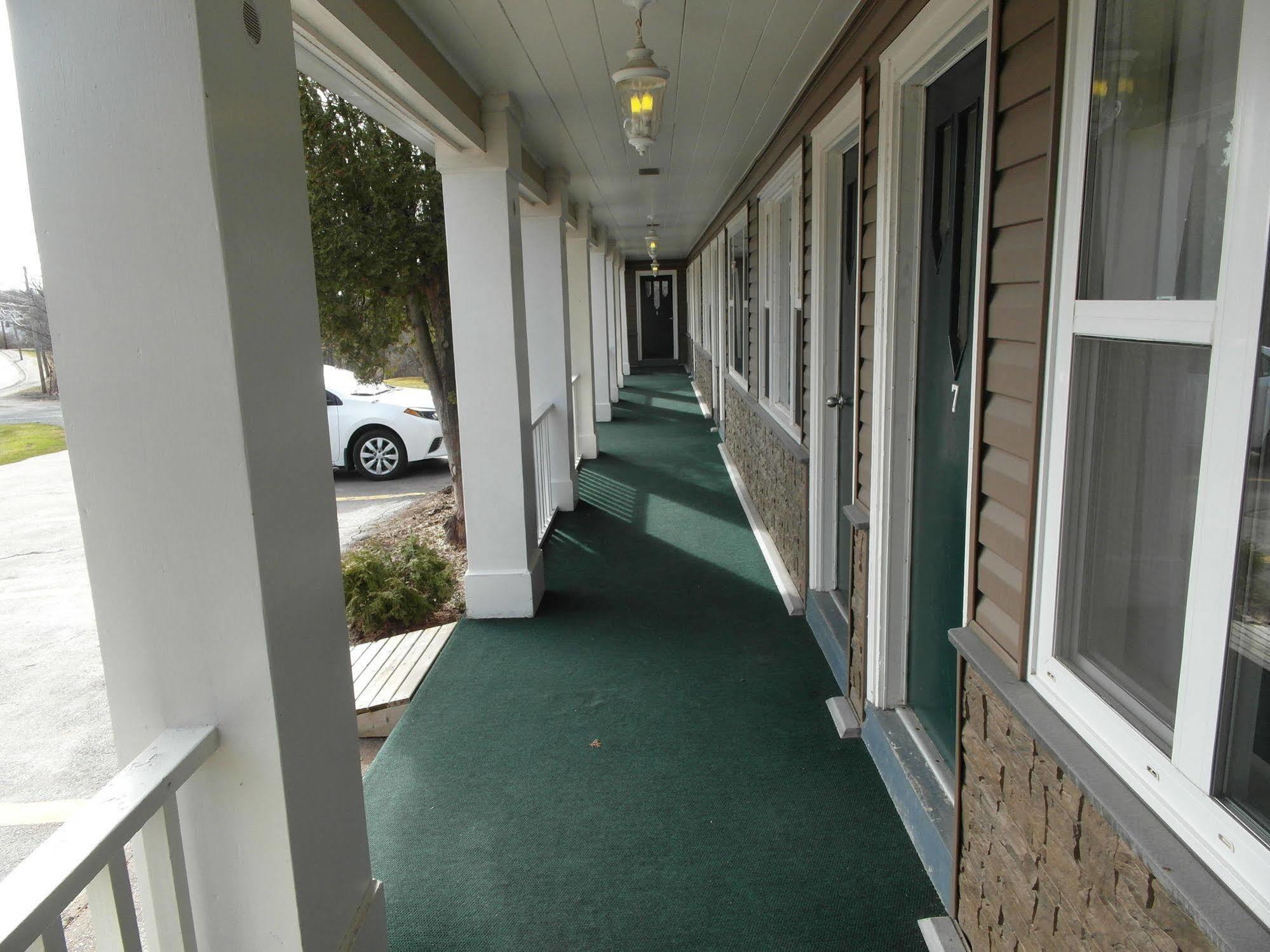 Lionstone Inn Motel & Cottages Pictou Εξωτερικό φωτογραφία